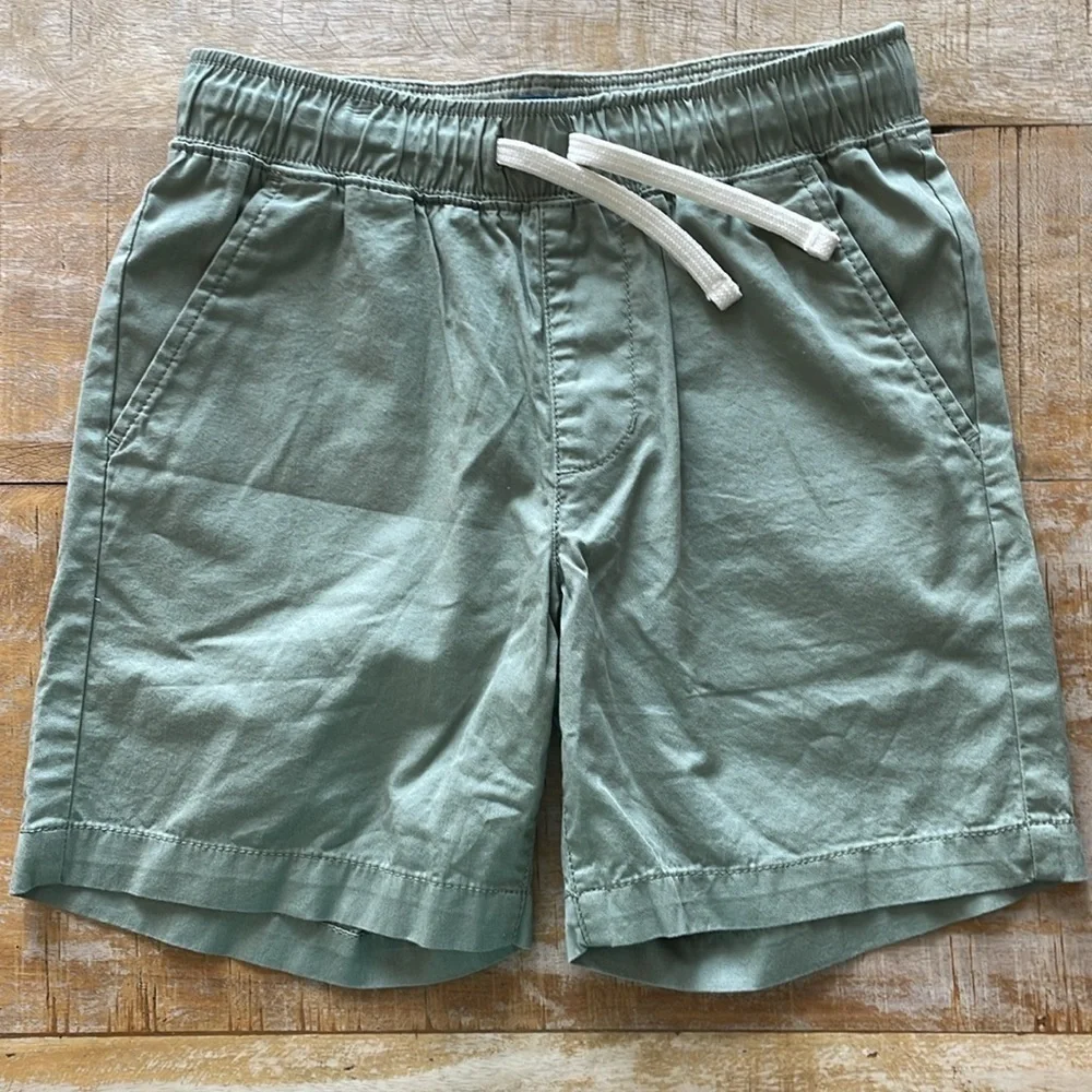 NWOT Boys outfit size 8